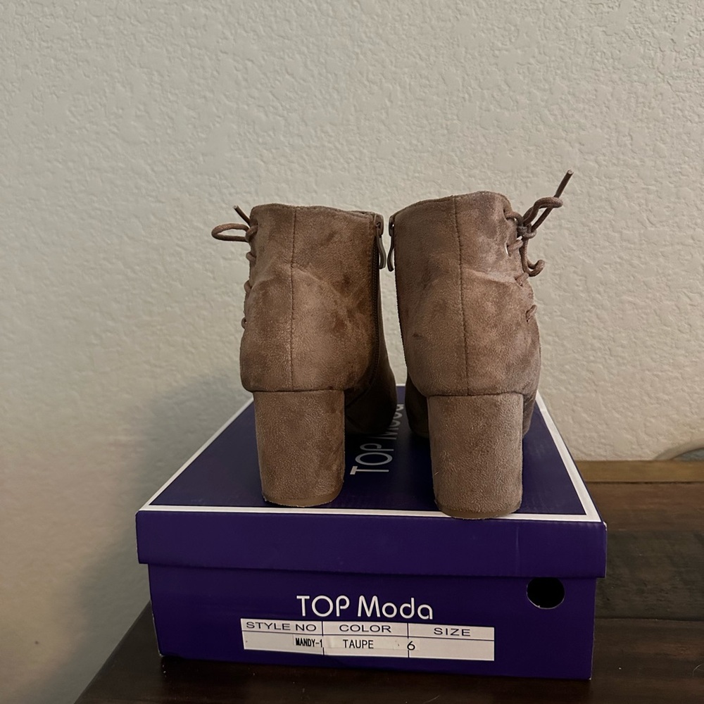 Fall Boots - Picture 3 of 4